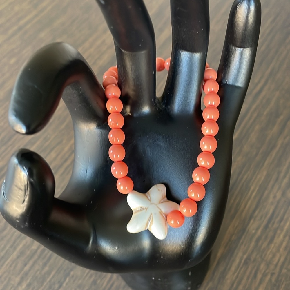 HAND CRAFTED STRETCHY, STARFISH BRACELET Peach Pink Coral White Sardine Fish - Picture 3 of 10